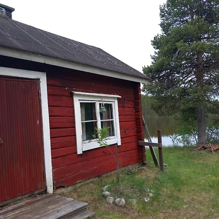 Rustic Old Lakeside At * Sevettijärvi