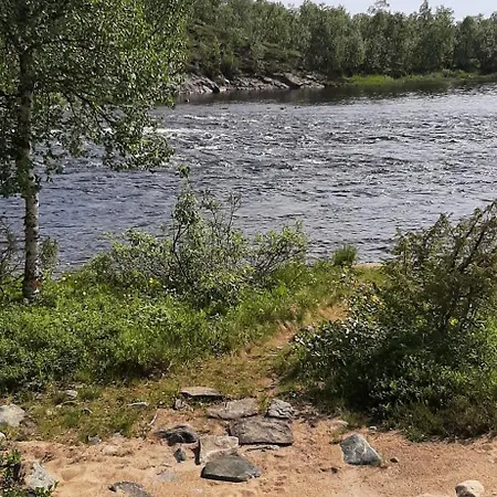 Rustic Old Lakeside At * Sevettijärvi