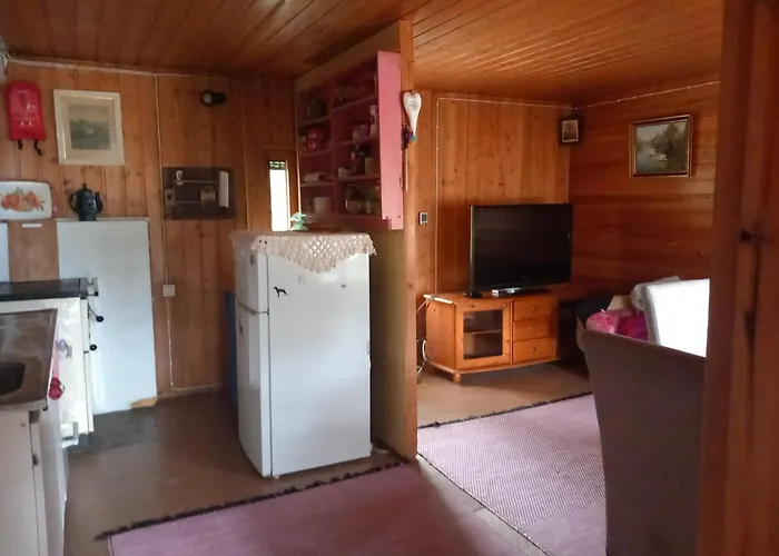 Rustic Old Lakeside At * Sevettijärvi