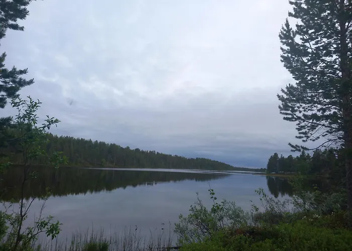 Rustic Old Lakeside At